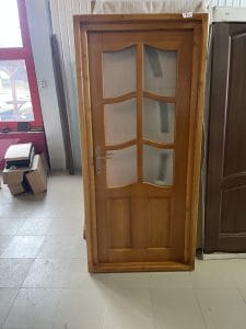 Ușă lemn masiv brad Târgu Neamț