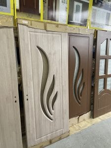Ușa de interior Târgu Neamț din lemn placat cu MDF