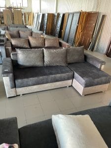Coltar Suceava Zirve cu Stofa gri sau maro.Cadrul din lemn masiv cu lada mare de depozitare.