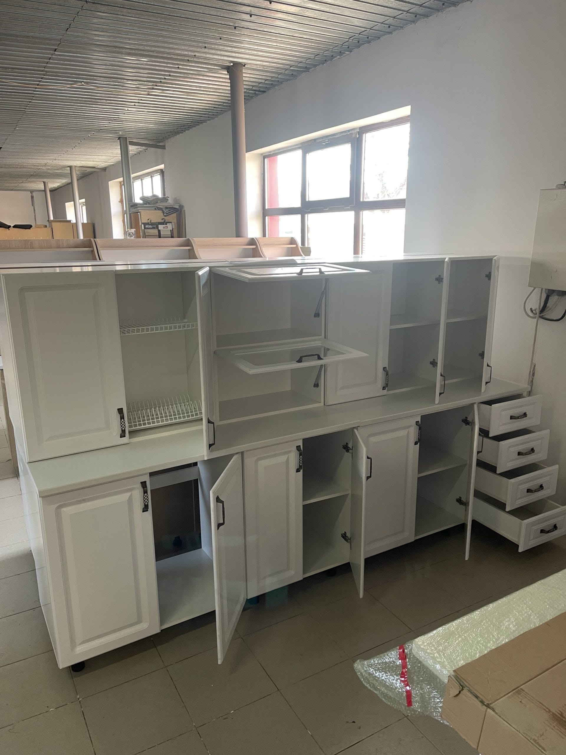 Mobilă de bucătărie Fălticeni Alsacia alb lemn