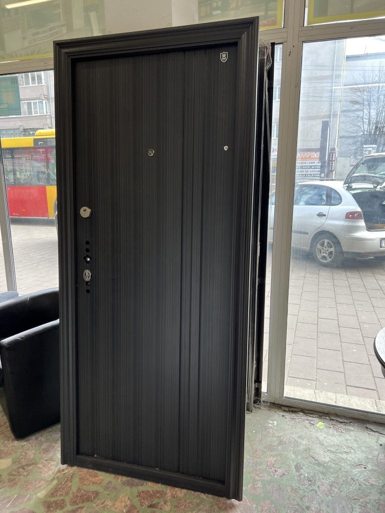 Ușă Metalică pentru Exterior Apartament Fălticeni
