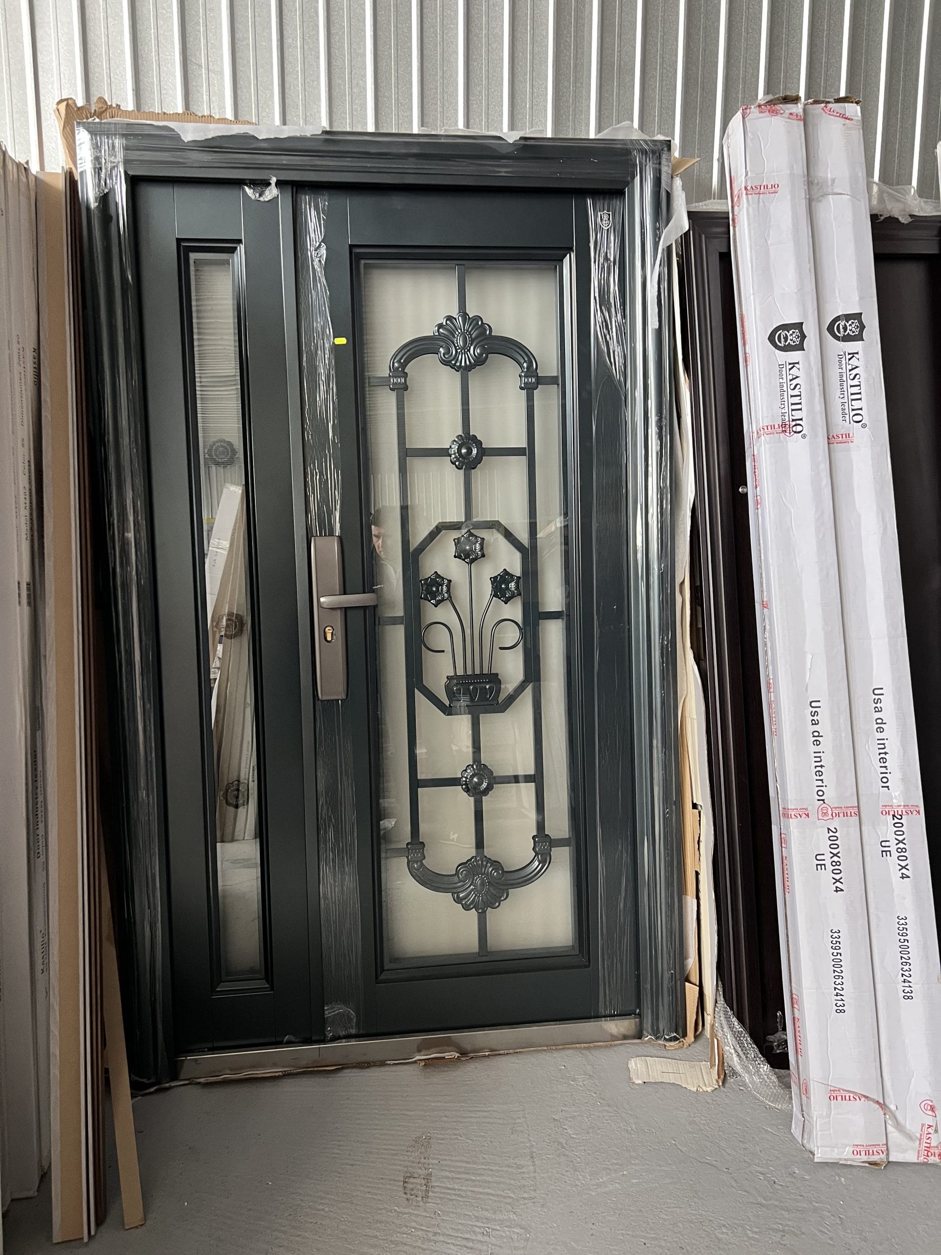 Magazin usi metalice Suceava